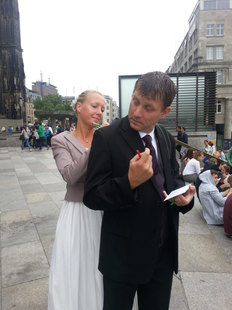 A wedding couples draws in Cologne